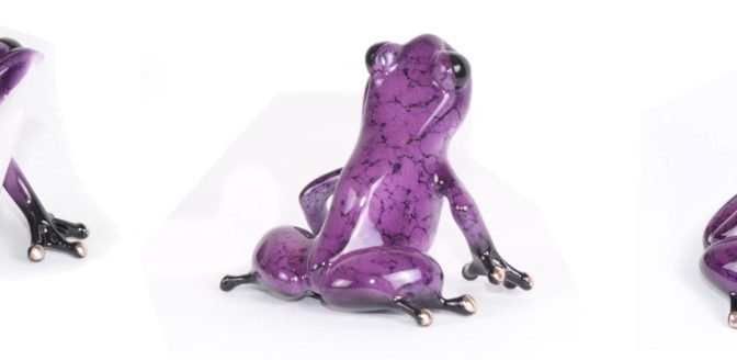 Berry – A Special UK Christmas Frog